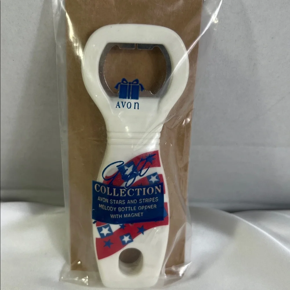 Vintage Avon Stars and Stripes Bottle‎ Opener with Magnet Patriotic USA 4th July